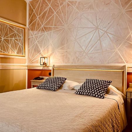 Hotel Malpensa Inn Aereoporto Tornavento  ภายนอก รูปภาพ