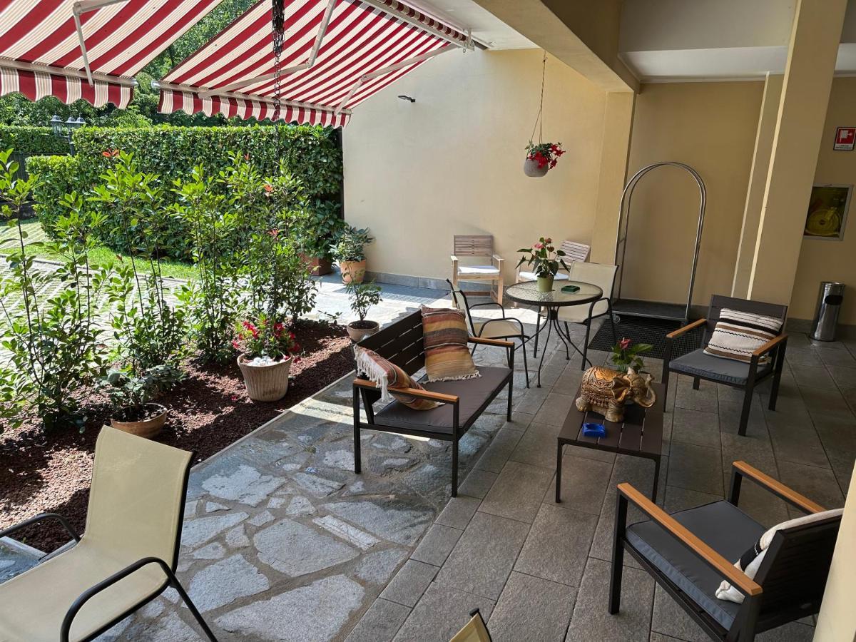 Hotel Malpensa Inn Aereoporto Tornavento  ภายนอก รูปภาพ